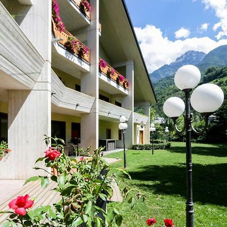 Hotel Miage Aosta Esterno foto